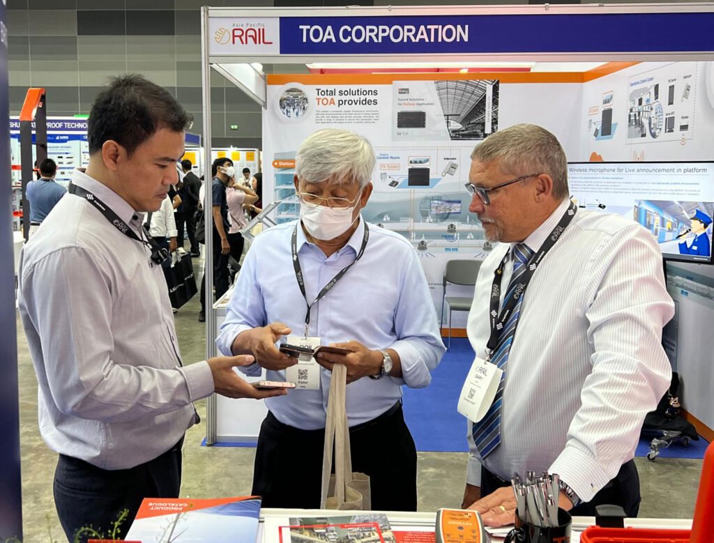 Visitors at Asia Pacific Rail 2025